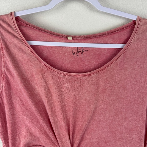 REVIEW - Picture 4 of 9